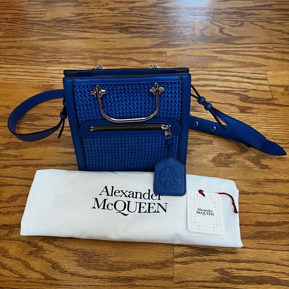 😊SOLD😊Alexander McQueen The Short Story tote bag - Picture 5 of 13